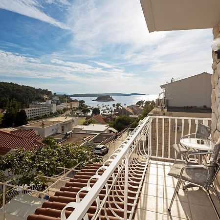 חוואר Balic Apartments - Zf Hvar מראה חיצוני תמונה