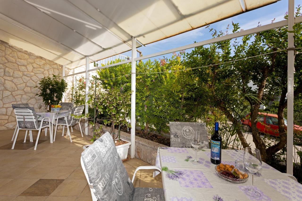 חוואר Balic Apartments - Zf Hvar מראה חיצוני תמונה