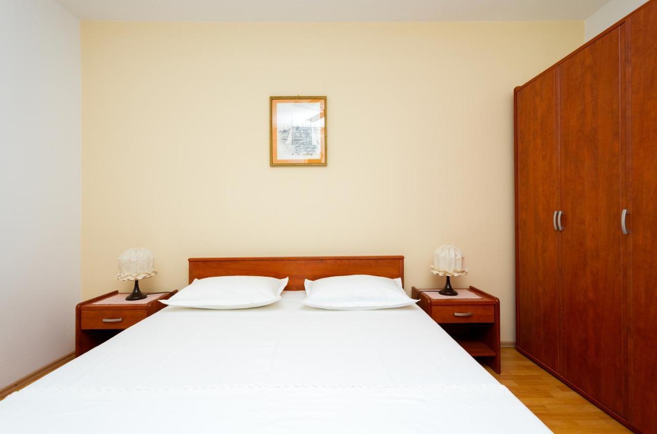 חוואר Balic Apartments - Zf Hvar מראה חיצוני תמונה