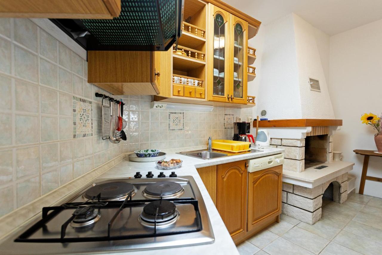 חוואר Balic Apartments - Zf Hvar מראה חיצוני תמונה