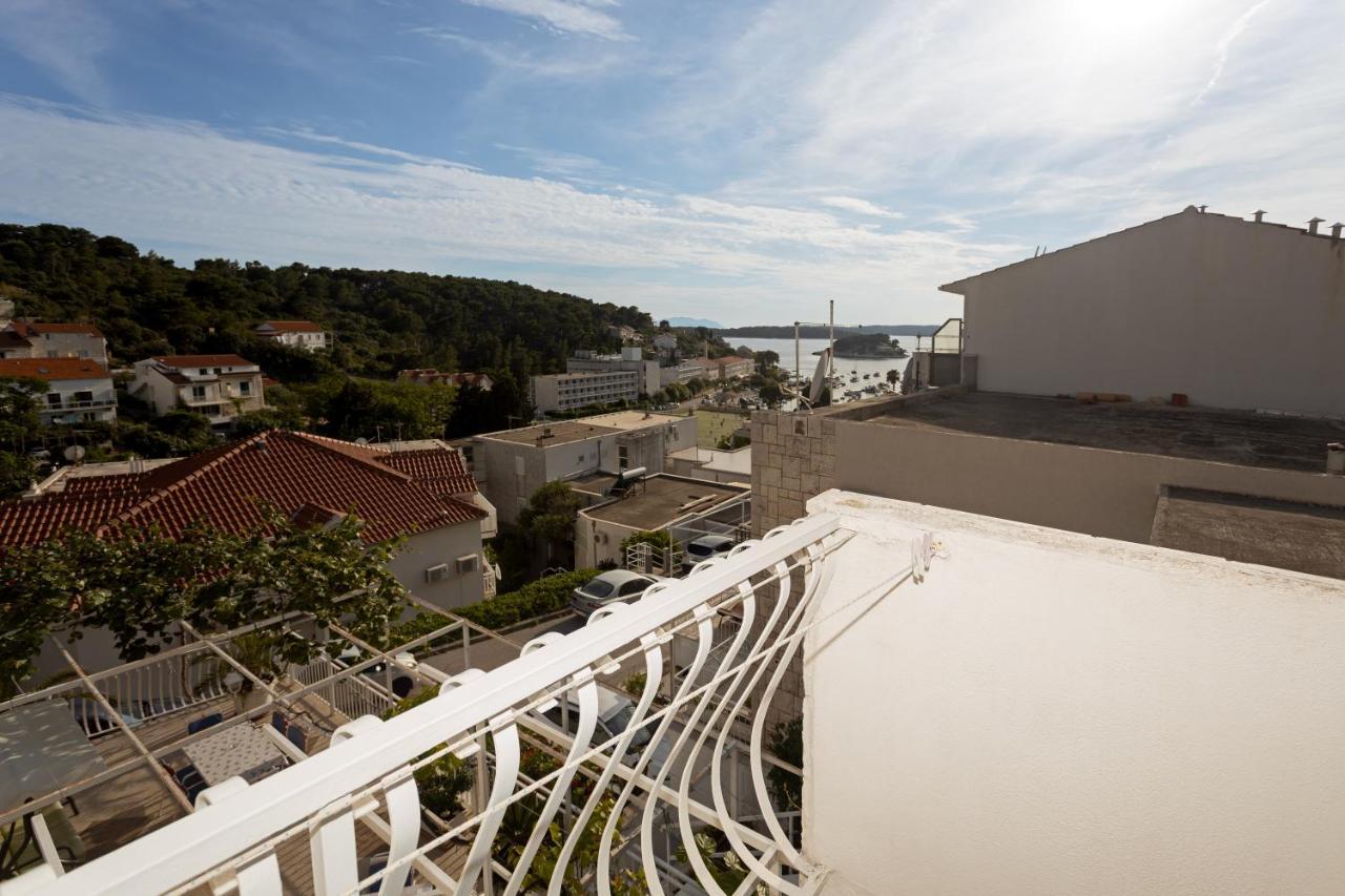 חוואר Balic Apartments - Zf Hvar מראה חיצוני תמונה