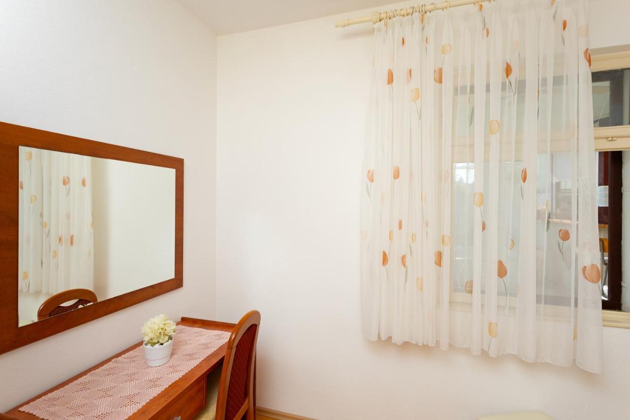חוואר Balic Apartments - Zf Hvar מראה חיצוני תמונה