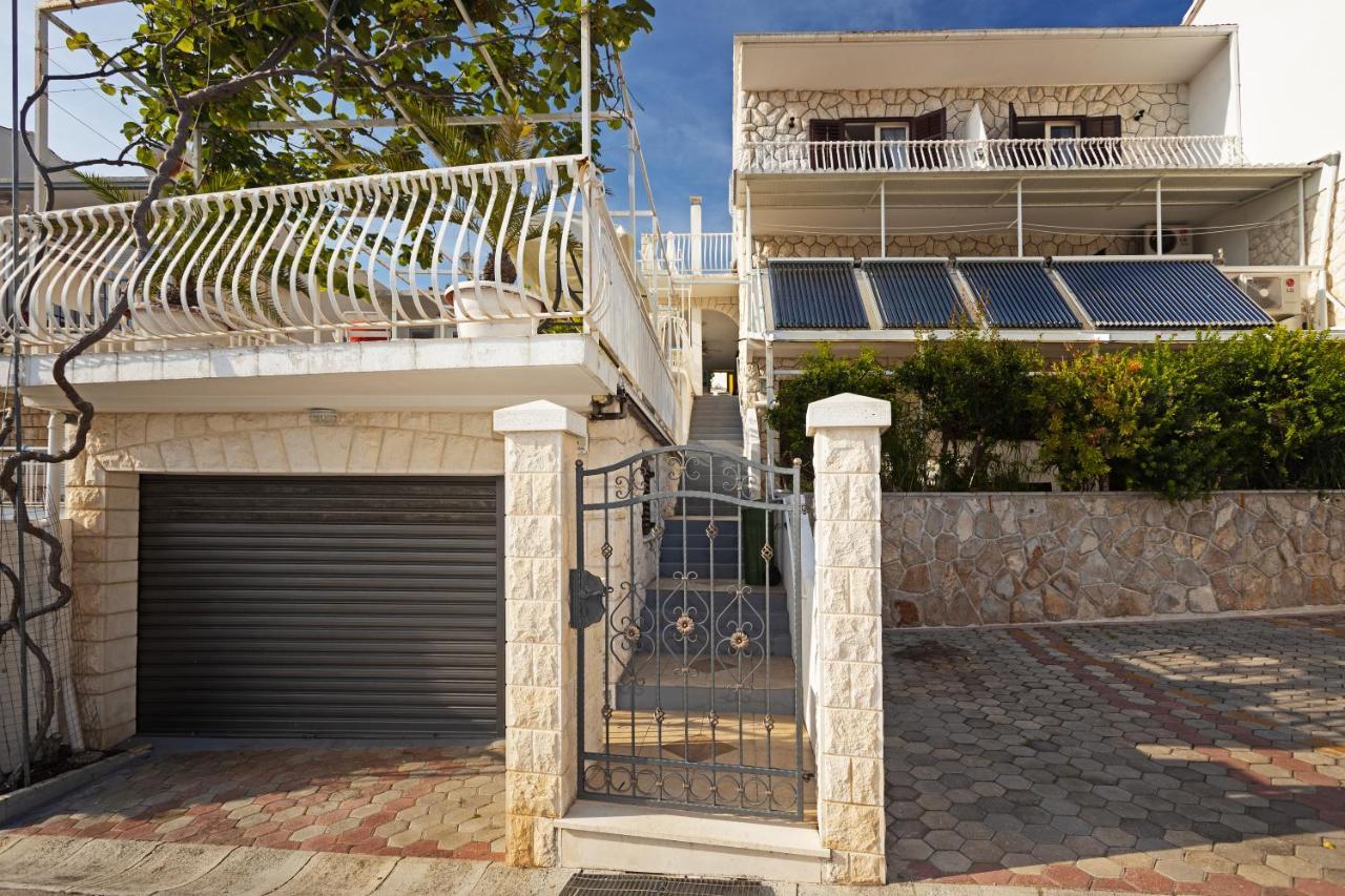 חוואר Balic Apartments - Zf Hvar מראה חיצוני תמונה