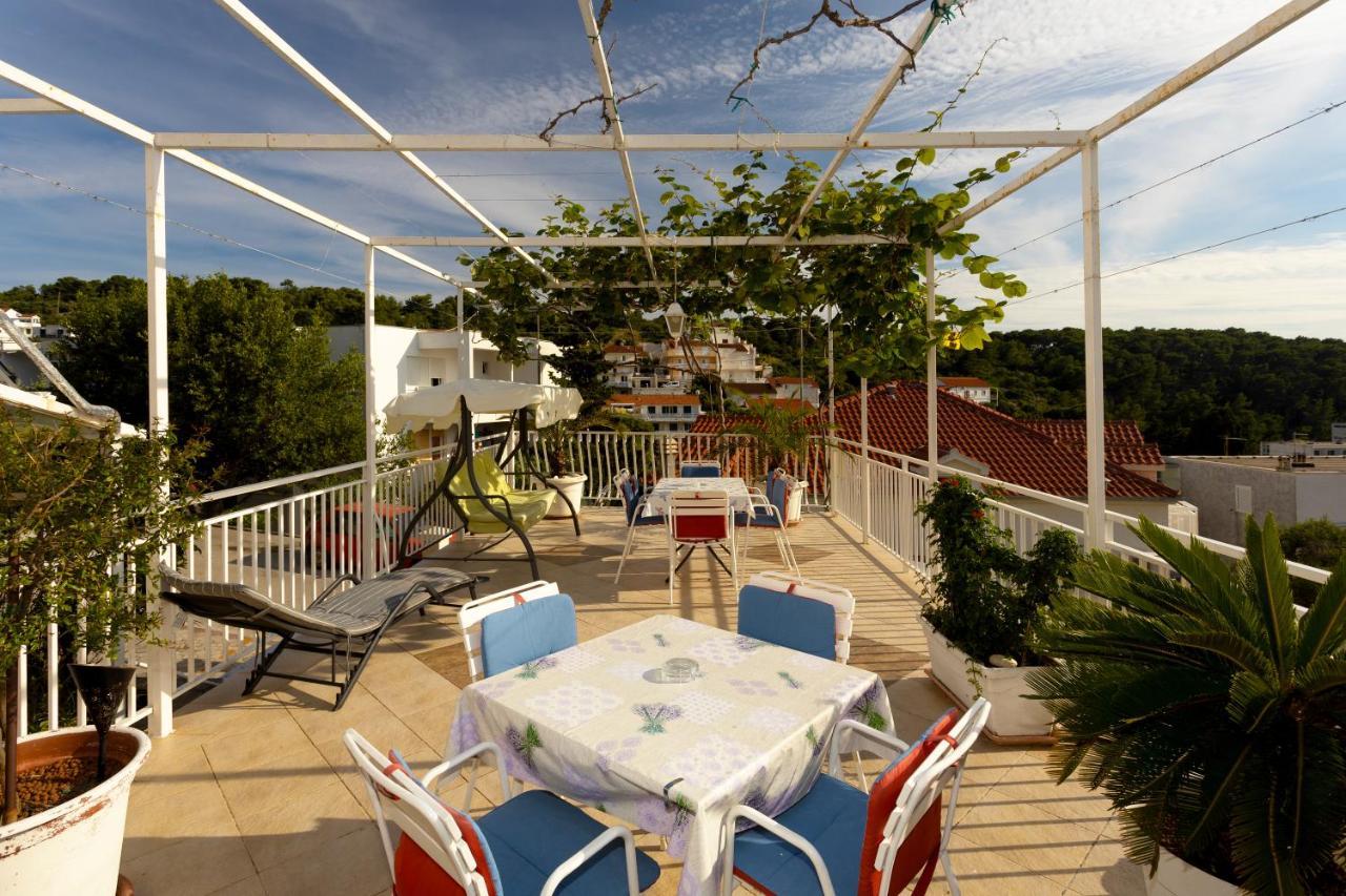 חוואר Balic Apartments - Zf Hvar מראה חיצוני תמונה