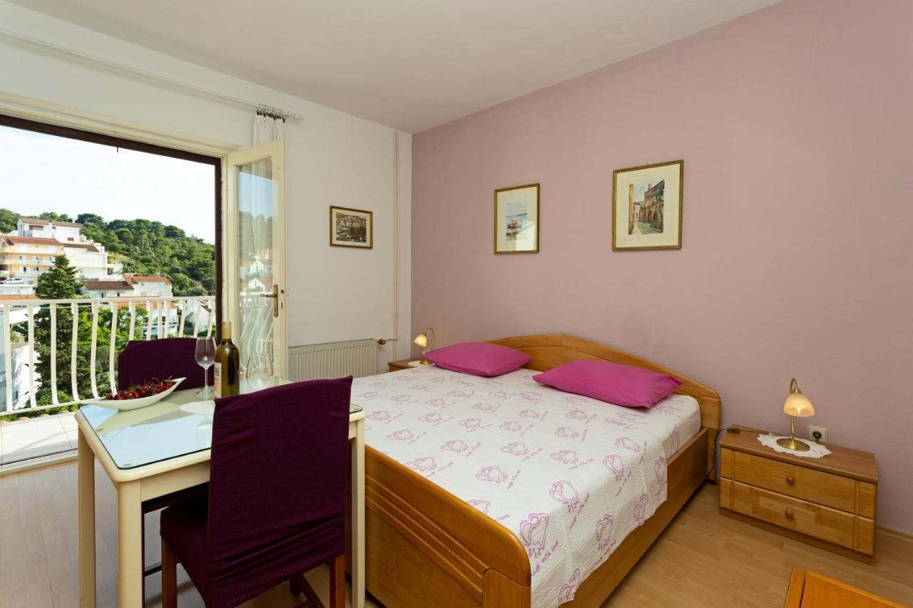 חוואר Balic Apartments - Zf Hvar מראה חיצוני תמונה