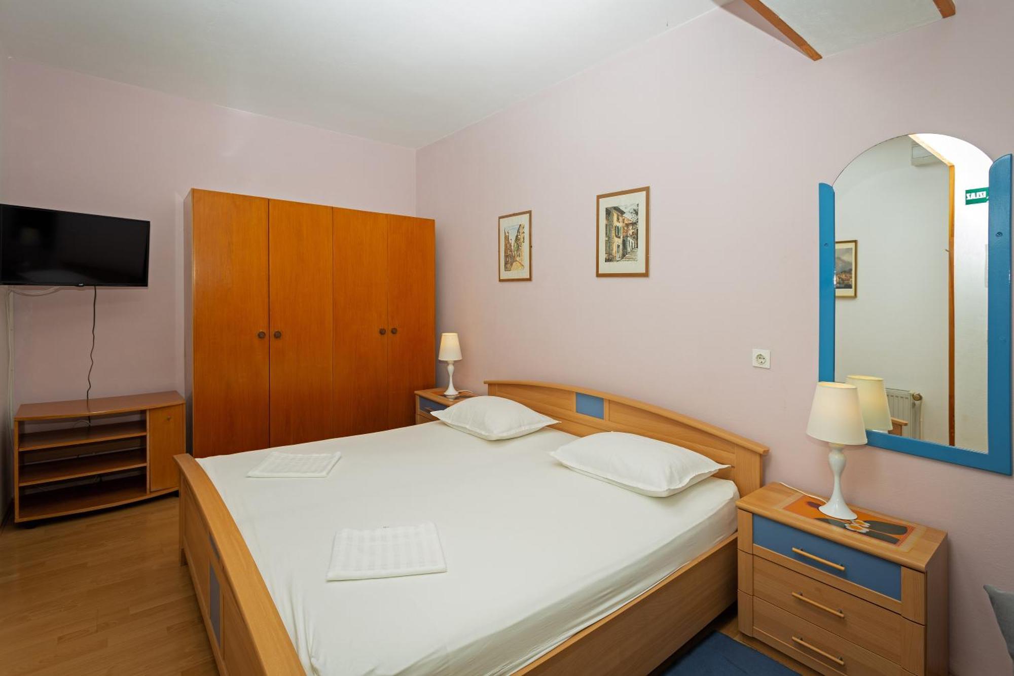 חוואר Balic Apartments - Zf Hvar מראה חיצוני תמונה