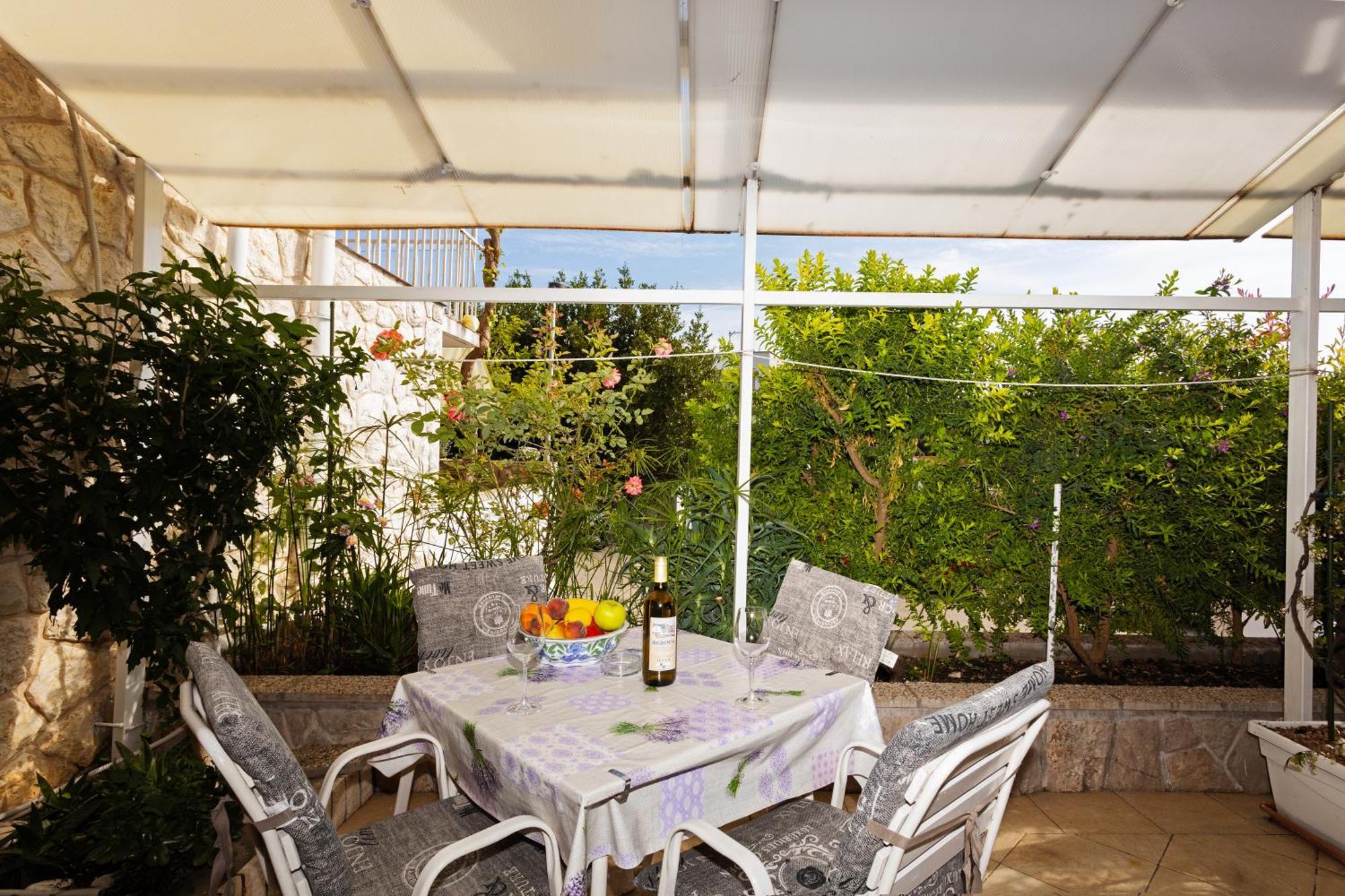 חוואר Balic Apartments - Zf Hvar מראה חיצוני תמונה